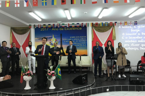 França - Capacitação de Líderes e apoio às famílias missionárias